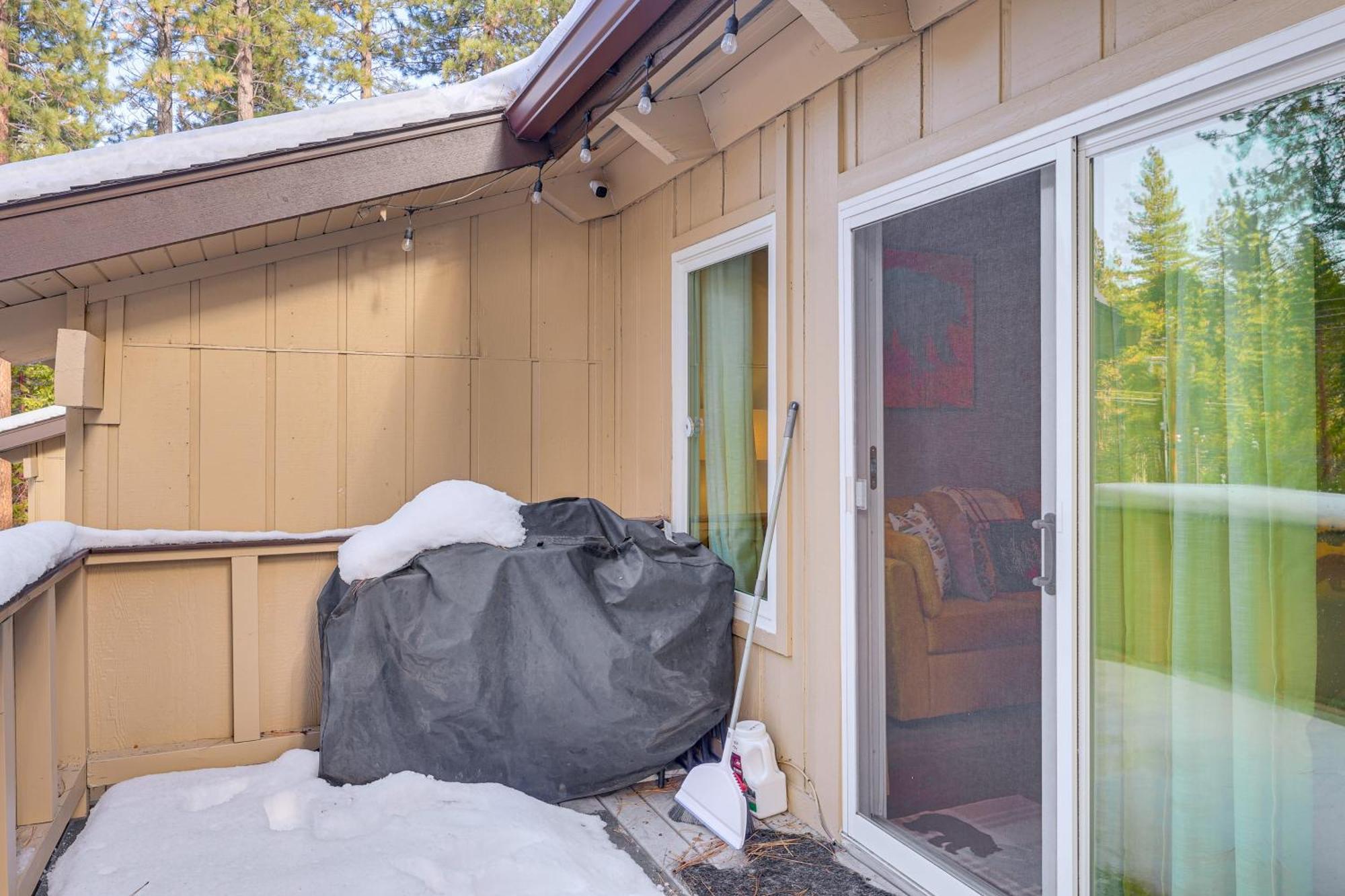 Incline Village Condo With Deck 1 Mi To Lake Tahoe Εξωτερικό φωτογραφία